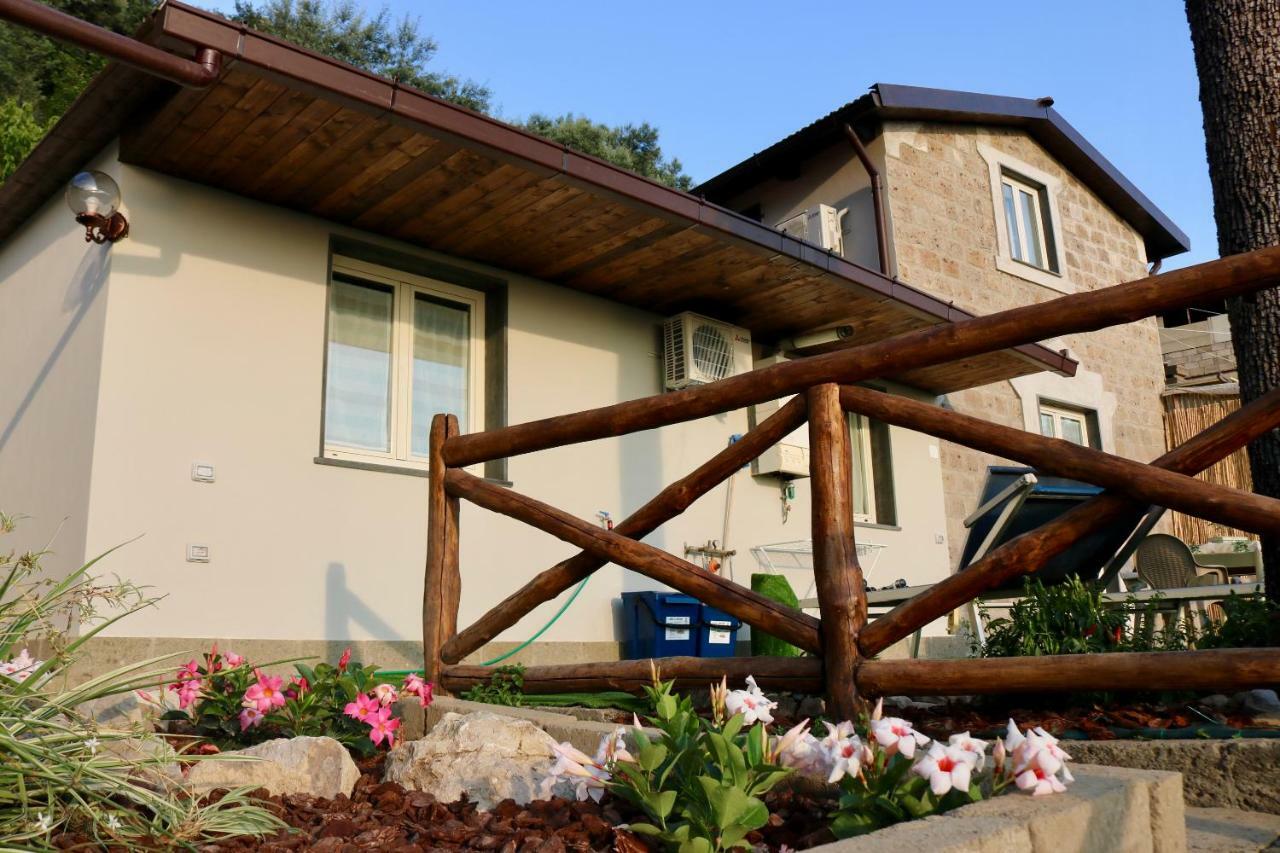 Traulivi Country House Meta Exterior foto